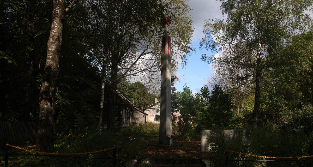 WWll monument in Dobrivichy village